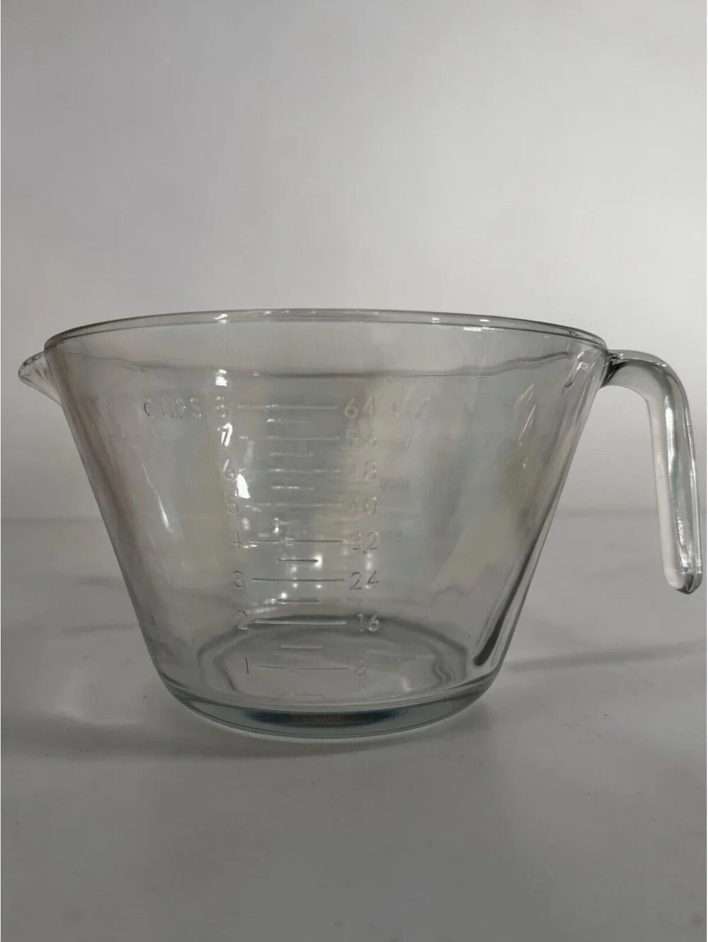 Vtg Pampered Chef 8 C 2 Quart Glass Batter Bowl Measuring Cup with Handle Clear